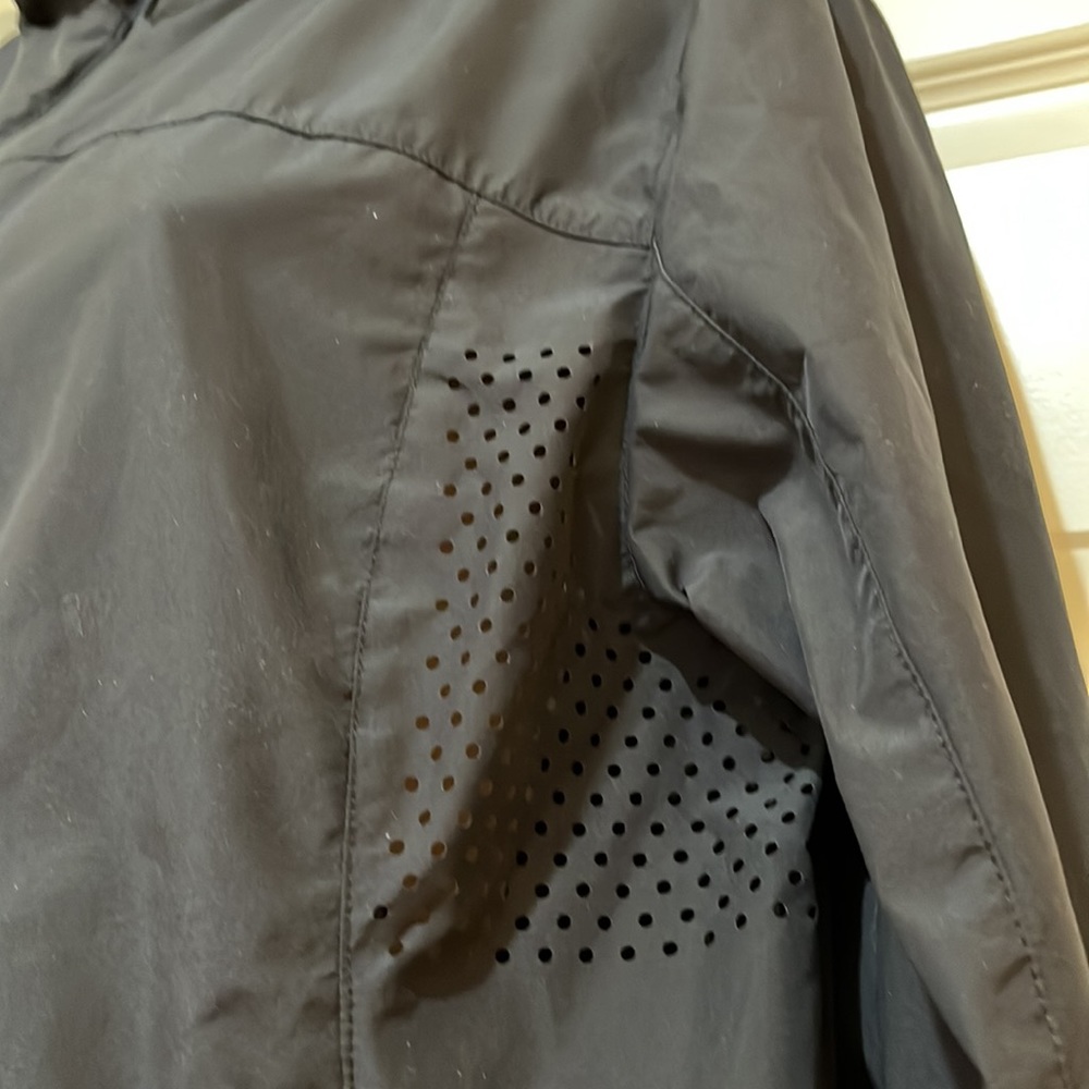 NWOT Traj3ctory Windbraker Size L - Picture 3 of 9